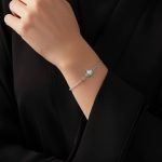 اسورة زهرة اللوتس فضة 925 وحجر الأوبال الأبيض - الصورة 2