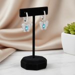 ⁦حلق فراشة زرقاء فضة أصلية 925 بتصميم أنثوي راقٍ⁩ - الصورة ⁦3⁩