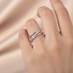 ⁦خاتم فضة 925 فاخر بتصميم ثلاثي الدوائر مرصع زركون لامع مقاس قابل للتعديل⁩ - الصورة ⁦2⁩