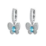 حلق فراشة زرقاء فضة بتصميم أنثوي راق